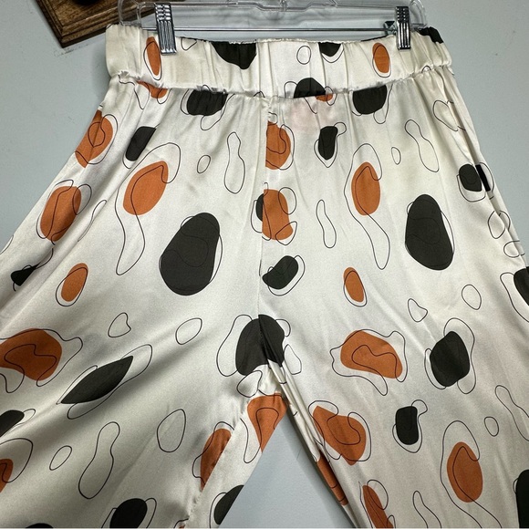 IZA A Monogram Lounge Collection Silk Blend White Printed Pants Size 12 - Picture 4 of 10